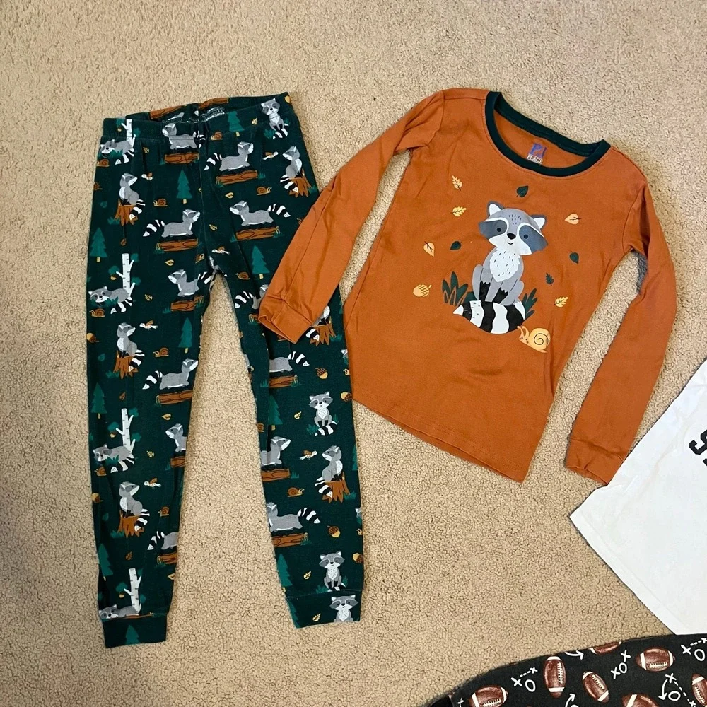 Children's Place Boys 5T Pajama Sets (2) 4 Piece Lot Fall Raccoon & Football